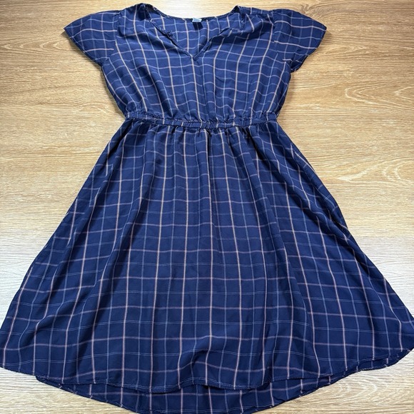 Old Navy Women's Blue Plaid Midi Dress M Petite Flutter Sleeve V-Neck - Picture 1 of 8
